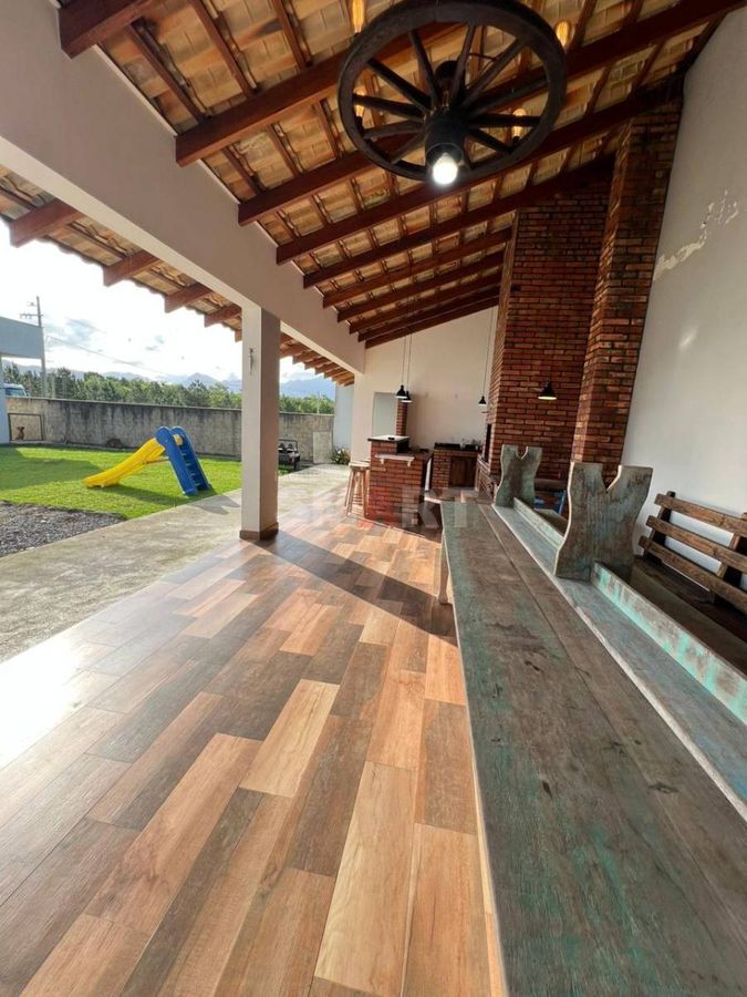Casa Ampla com 1 Suíte, 1 Quarto e Ampla Área Externa com Churrasqueira em Schroeder - foto 38