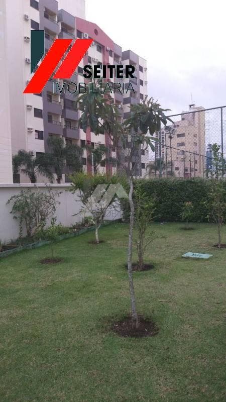 Apartamento mobiliado de 4 dormitorios sendo 2 suites com 3 vagas de garagem a venda Itacorubi