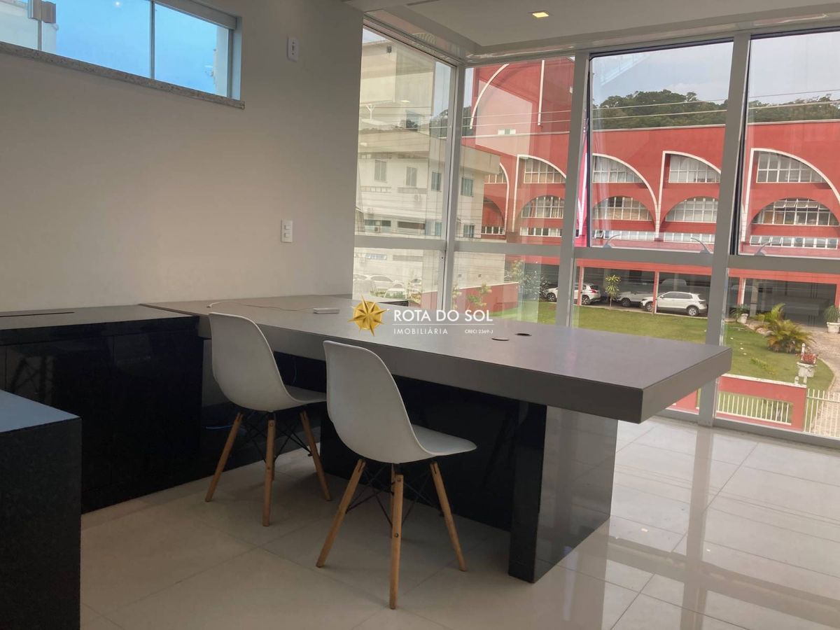Sala comercial à venda em Bombinhas SC - 2