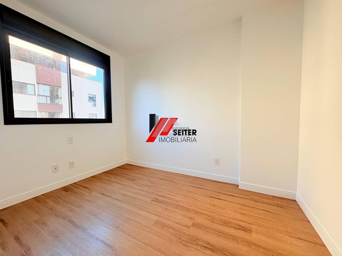 Apartamento à venda no Itacorubi Florianópolis