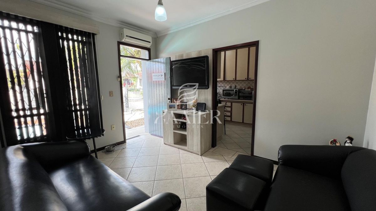 Casa com 3 quartos, Glória - Joinville