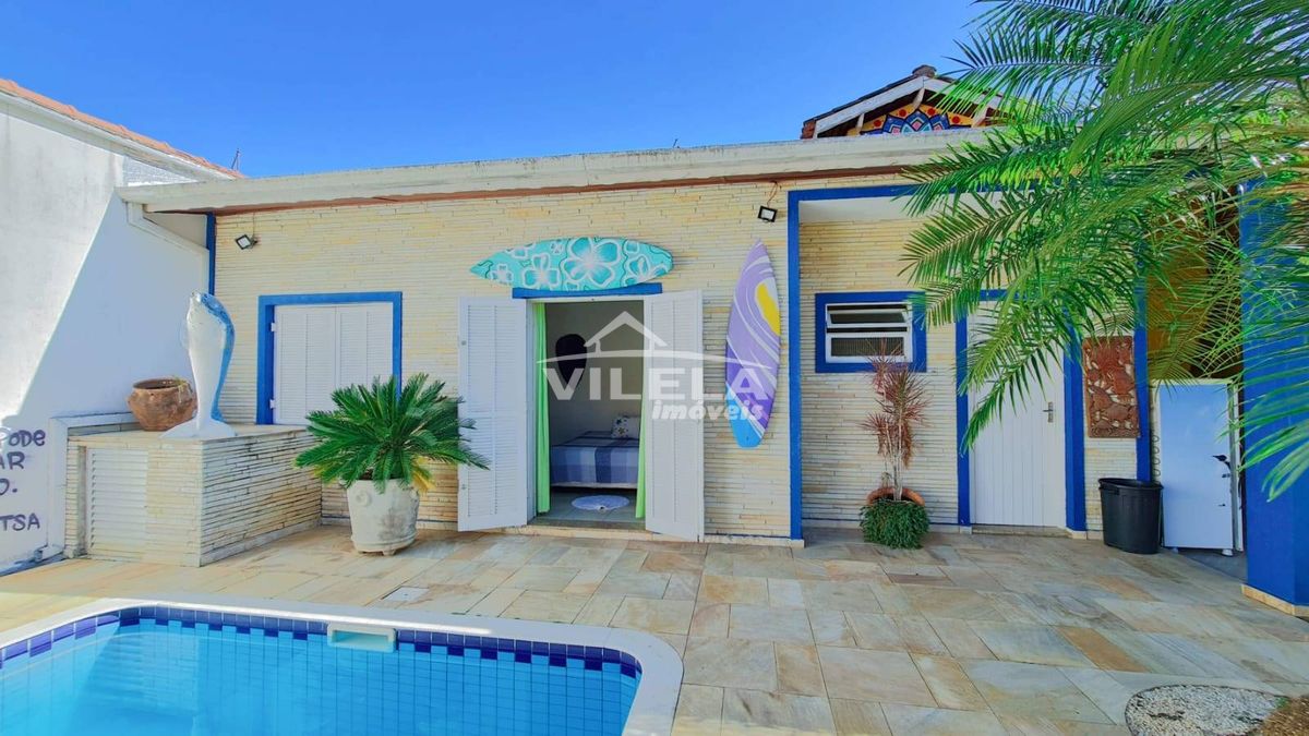 Belíssima Casa à Venda, Massaguaçu - Caraguatatuba