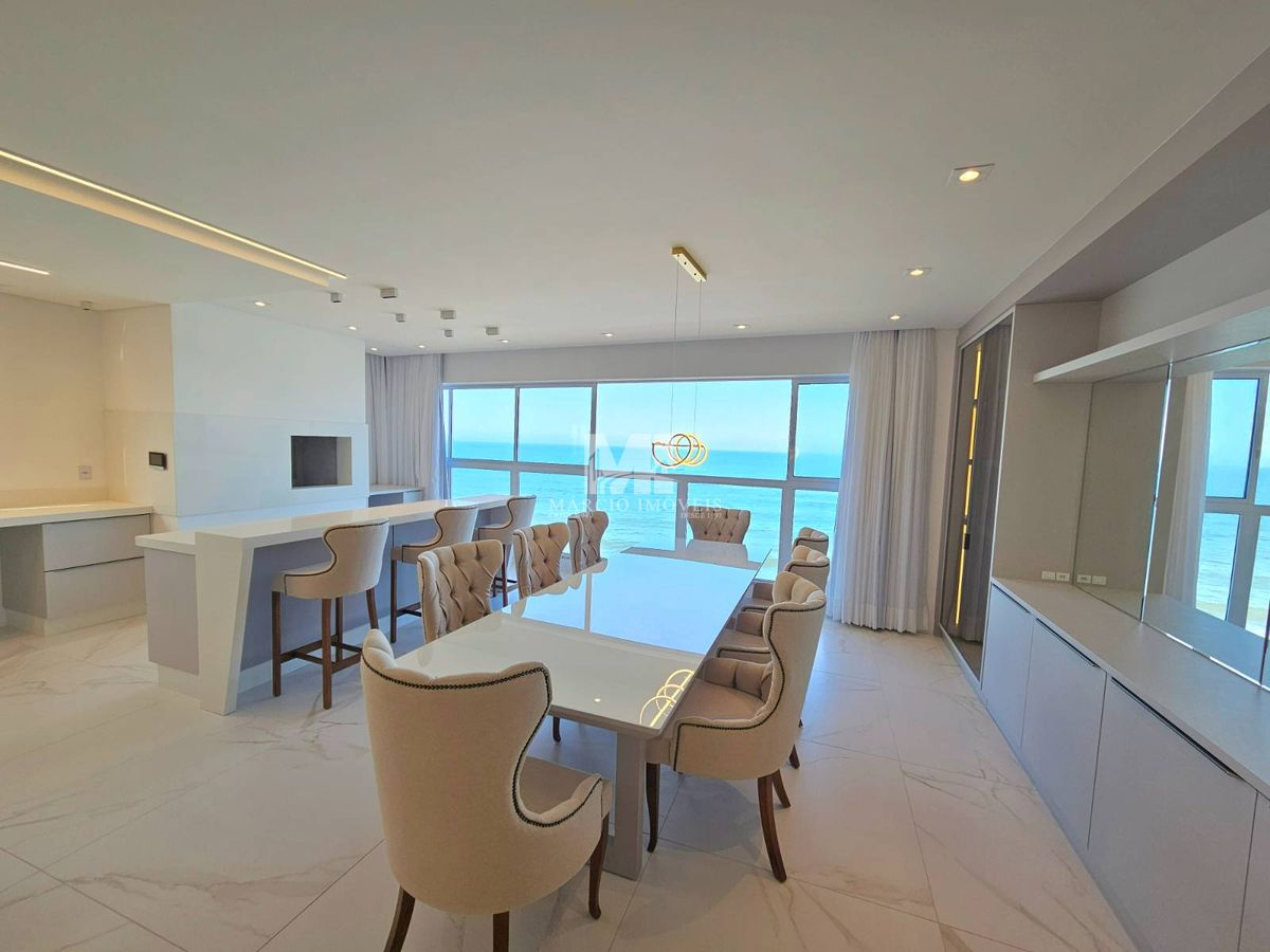 Apartamento frente mar