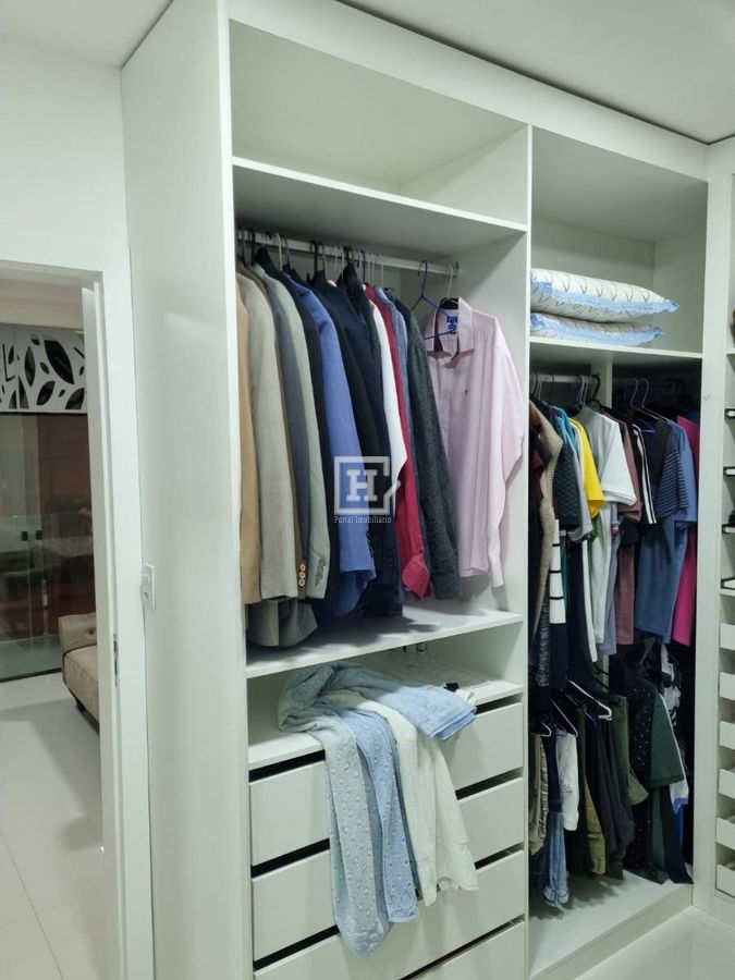 Casa de Condomínio com 4 quartos à Venda - Aracaju
