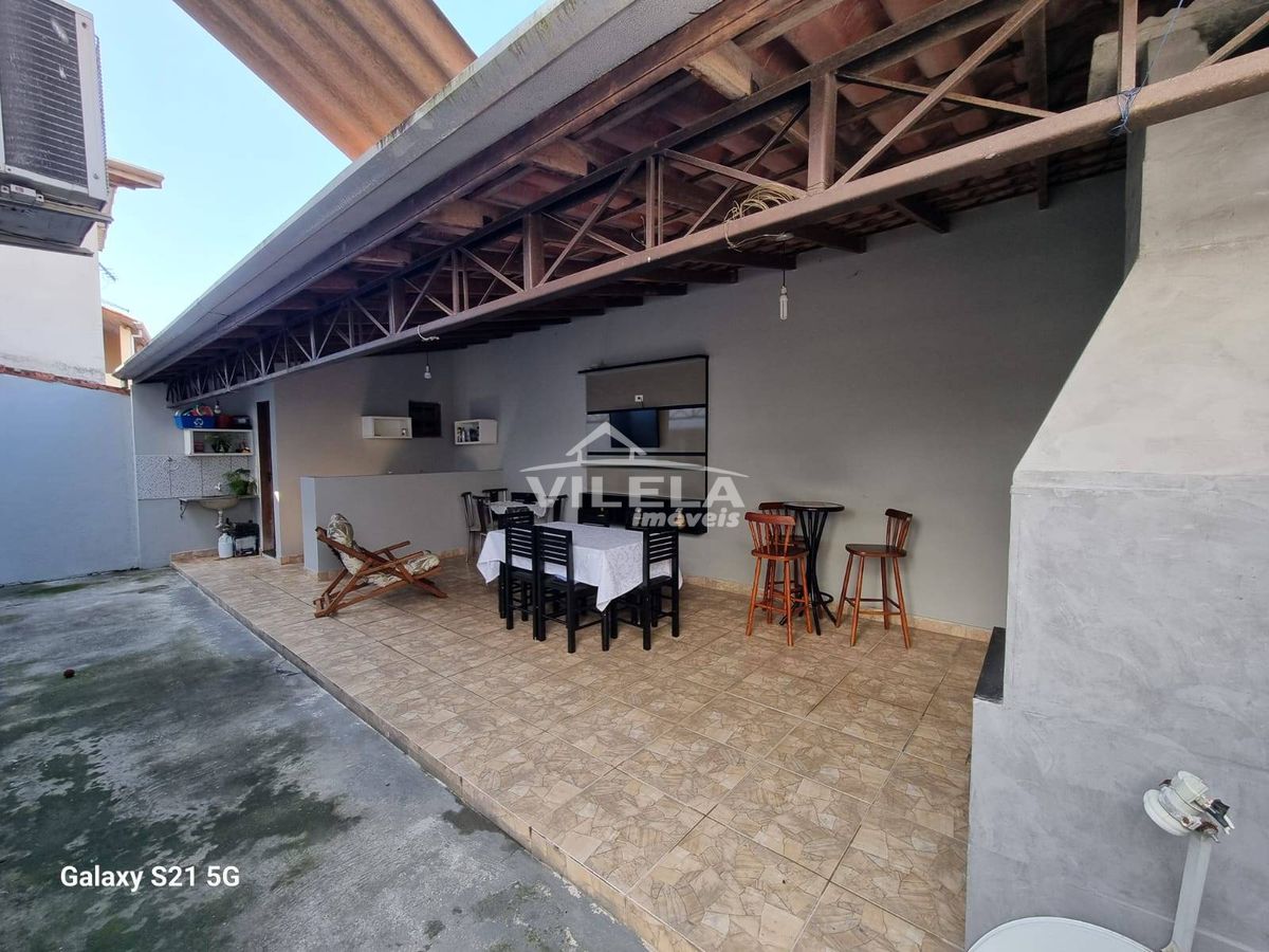 Excelente casa no jardim das palmeiras-caraguatatuba-sp