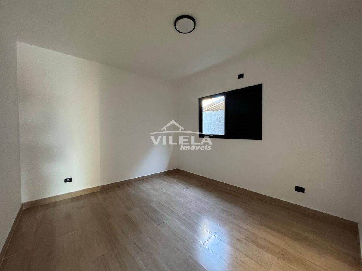 Casa com acabamento fino e moderno-bairro golfinho-caraguatatuba-sp