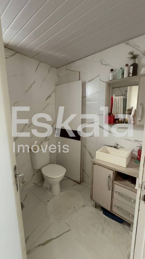 Apartamento com 02 Dormitórios - Bairro Nereu Ramos, Jaraguá do Sul