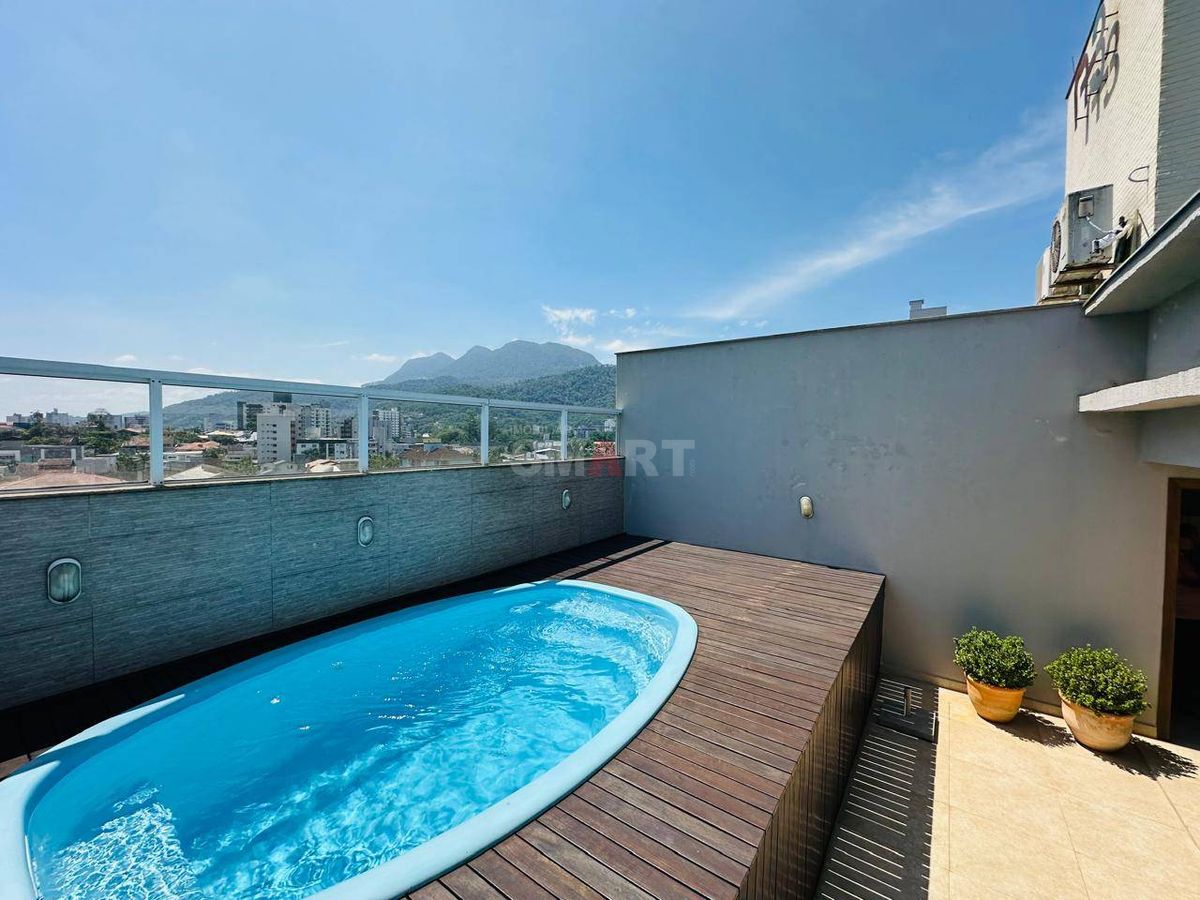 Apartamento 3 quartos (1 suíte) semimobiliado com 2 vagas de garagem e elevador