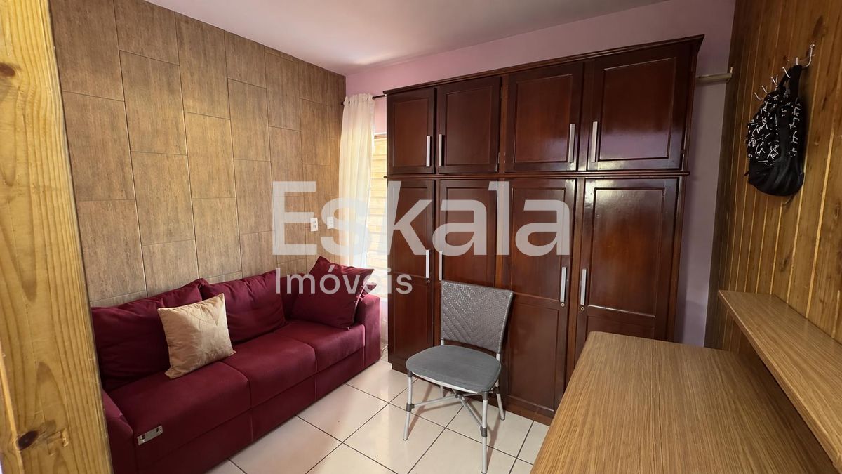Casa Semobiliada Com 417m² De Área De Terreno São Luís - Jaraguá do Sul