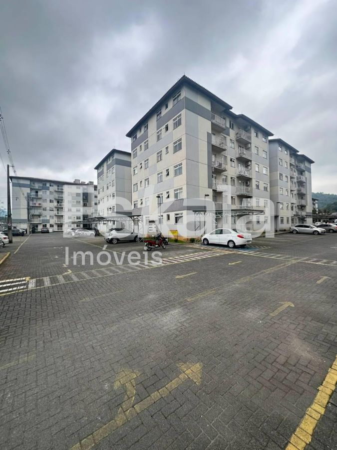 Apartamento Semimobiliado com 02 Quartos Rau - Jaraguá do Sul