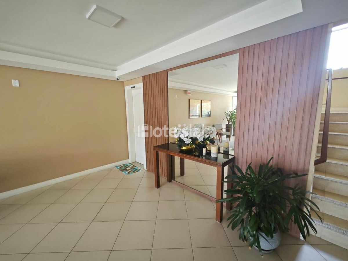 Lindo apartamento de 2 quartos a 150 metros da praia
