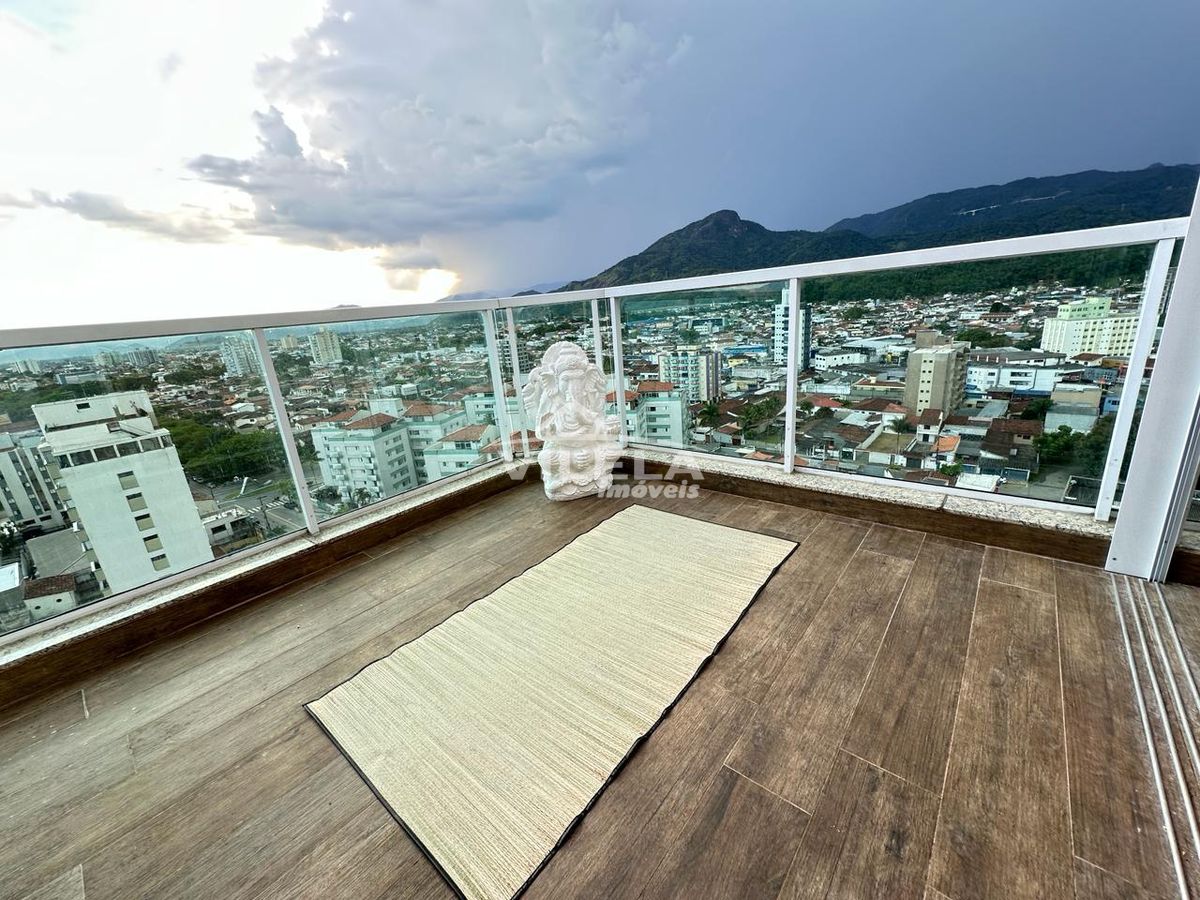 Excelente cobertura com vista mar, no centro de caraguatatuba-sp