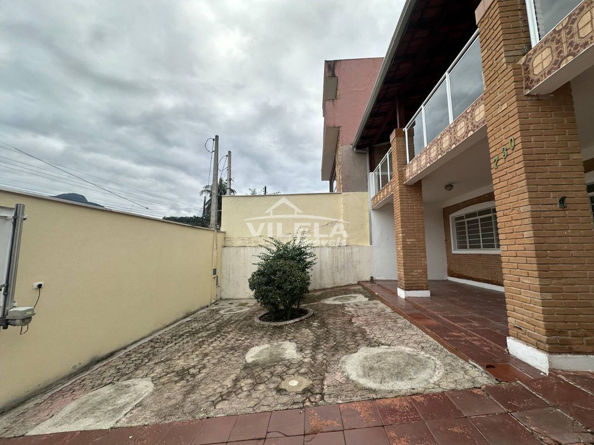 Casa a venda centro
