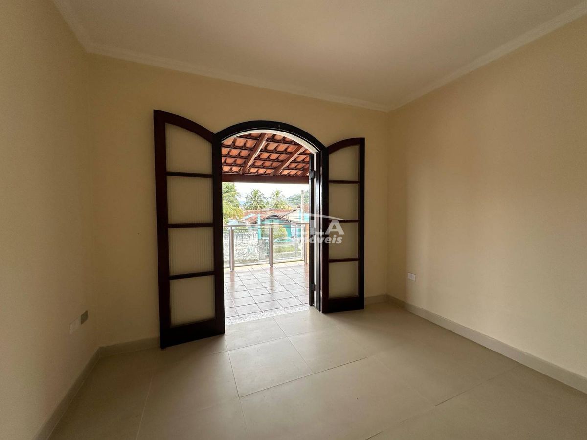 Casa a venda centro