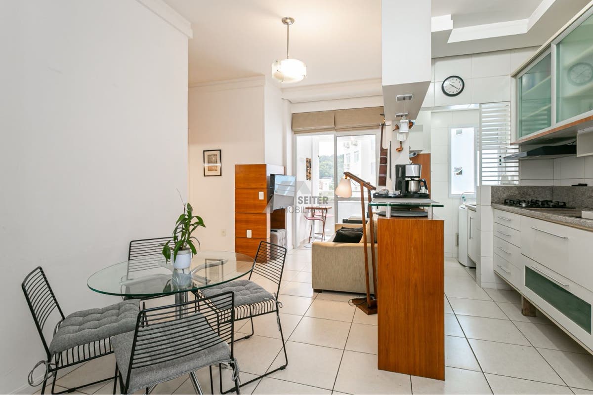 Residencial › Apartamento, 2 dormitórios, para Aluguel no Itacorubi-