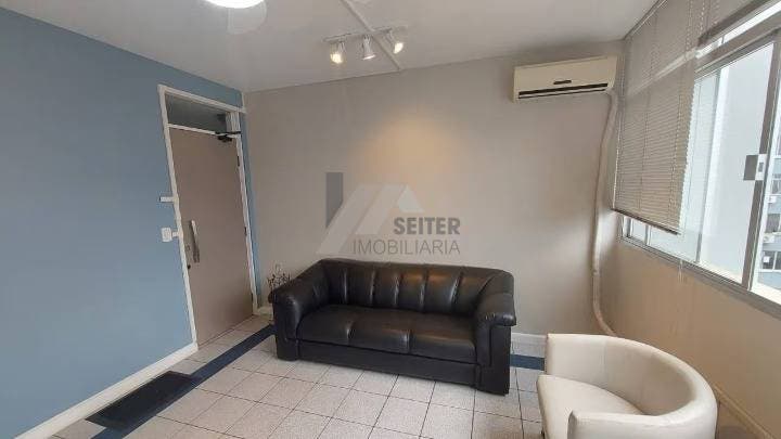 Sala Comercial no Centro Hercules de Florianópolis
