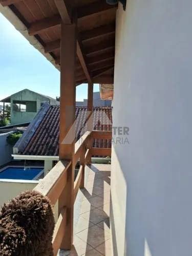 Casa 4 Dormitórios a Venda Santa Mônica Florianópolis