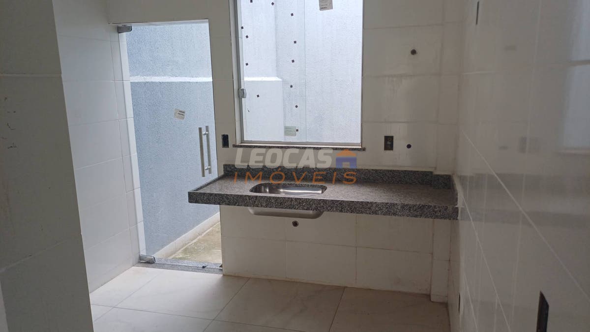 Casa de 2 quartos, 80m² no bairro Nossa Senhora de Fátima, em Ibirité | Eu Corretor