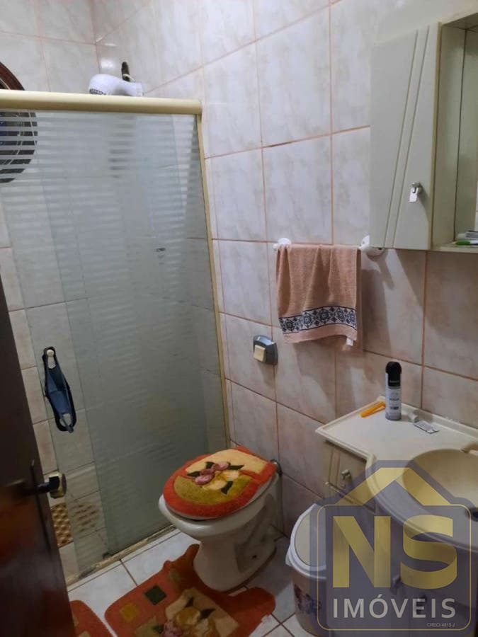 images_611d456a4ecd1