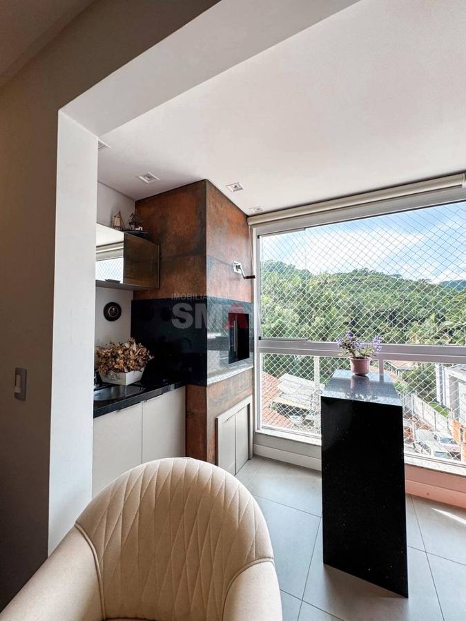 Apartamento à Venda com 01 Suíte mais 02 Quartos no Czerniewicz