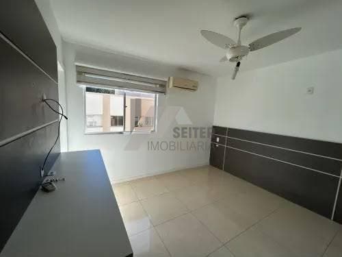 Apartamento com 3 quartos, Carvoeira - Florianópolis