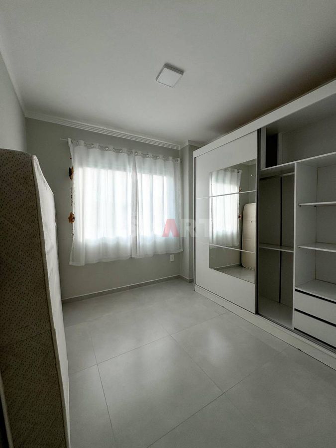 Casa Geminada com 2 Quartos e Piscina no Jaraguá 84