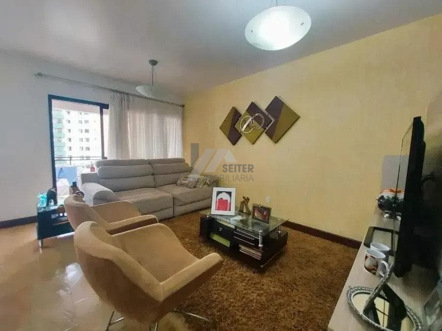 Apartamento com 3 quartos, Centro - Florianópolis