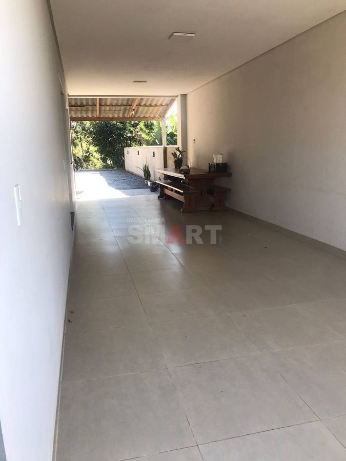 Casa Semimobiliada à Venda em Nereu Ramos