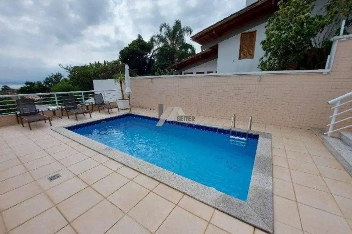 Apartamento com 2 quartos, João Paulo - Florianópolis