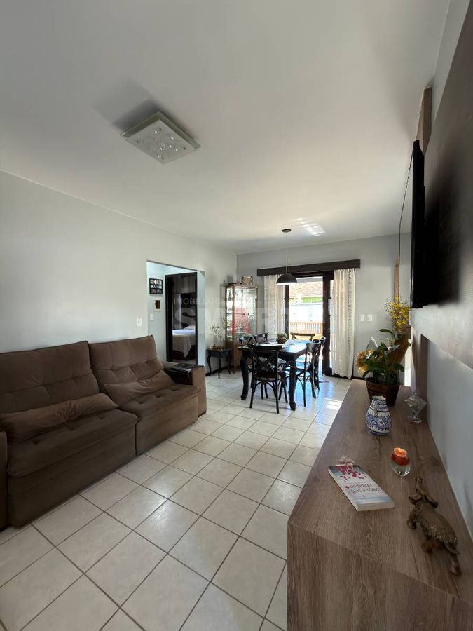 Casa com Piscina 1 Suite Master + 2 Quartos Semimobiliada