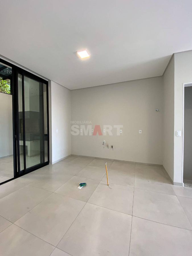 Geminado Triplex com Suíte mais 2 Quartos no Vila Lenzi