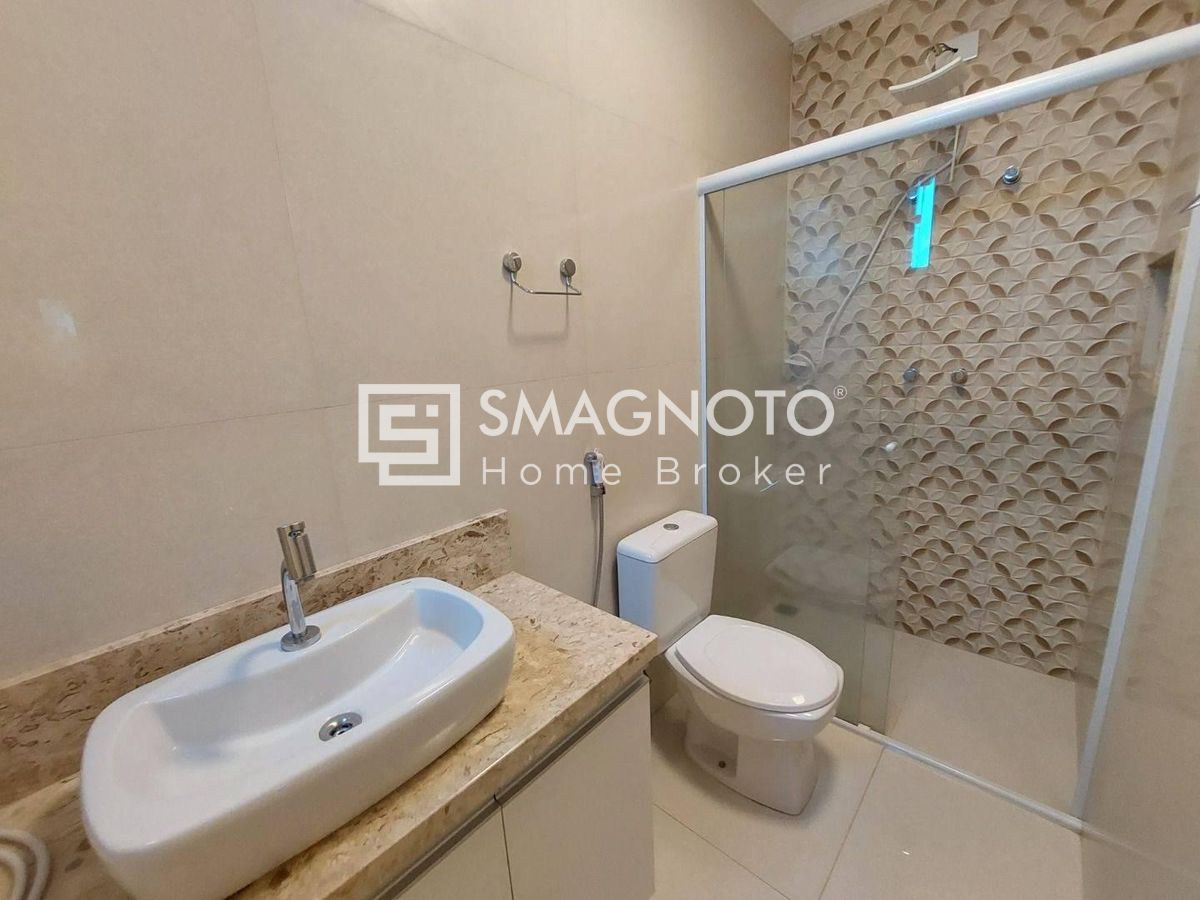 Sobrado com 3 dormitórios à venda, 191 m² por R$ 1.100.000,00 - Pompéia - Piracicaba/SP