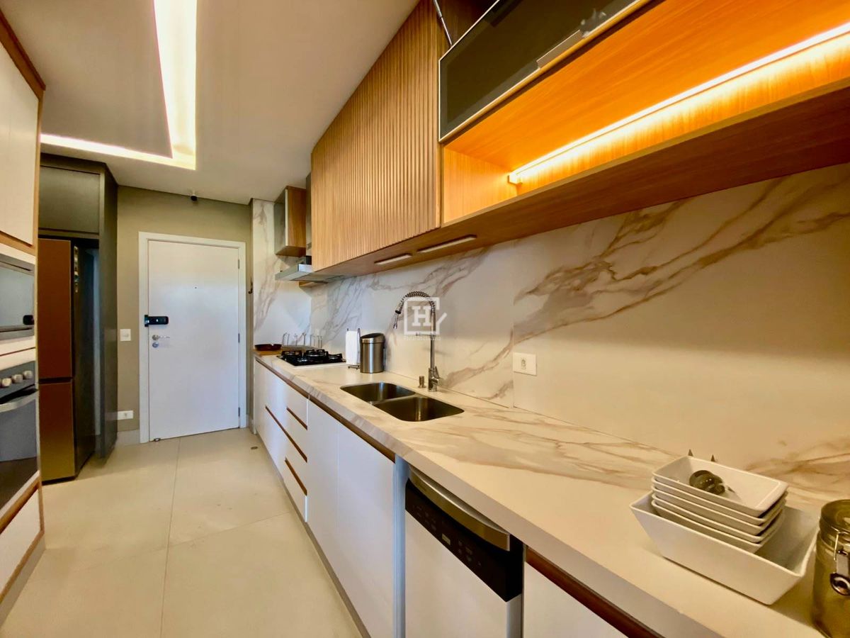 Apartamento com 3 quartos à Venda, Real Parque - São Paulo