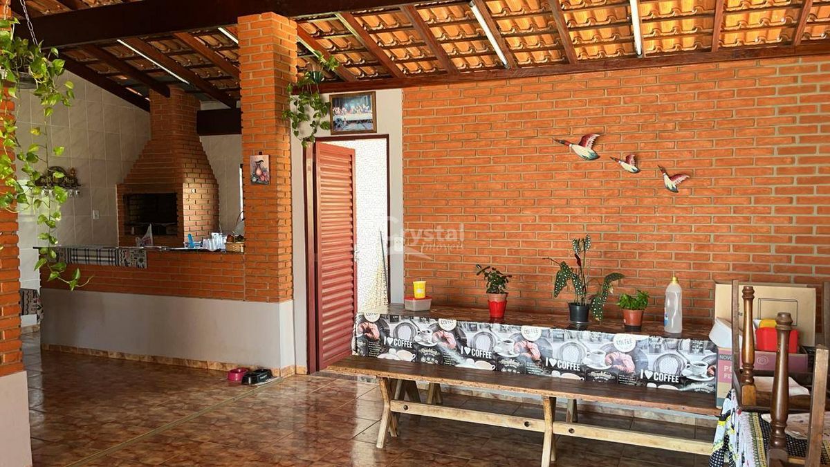 Casa Toda Mobiliada à Venda com 3 Quartos, Escritório, Copa e Cozinha e Área de Lazer com Churrasqueira em Jardim Europa II - Avaré. Foto 5