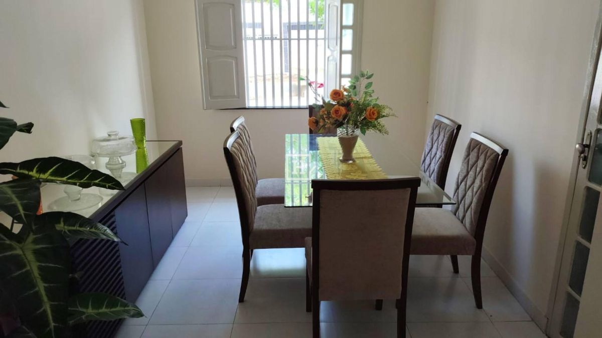 Casa com 3 quartos à Venda, Centro - Estância