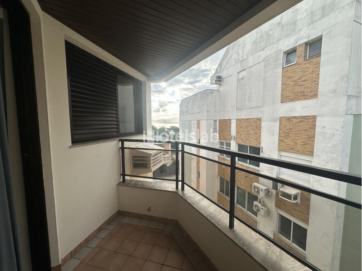Lindo Apartamento de Um Quarto para a Venda
