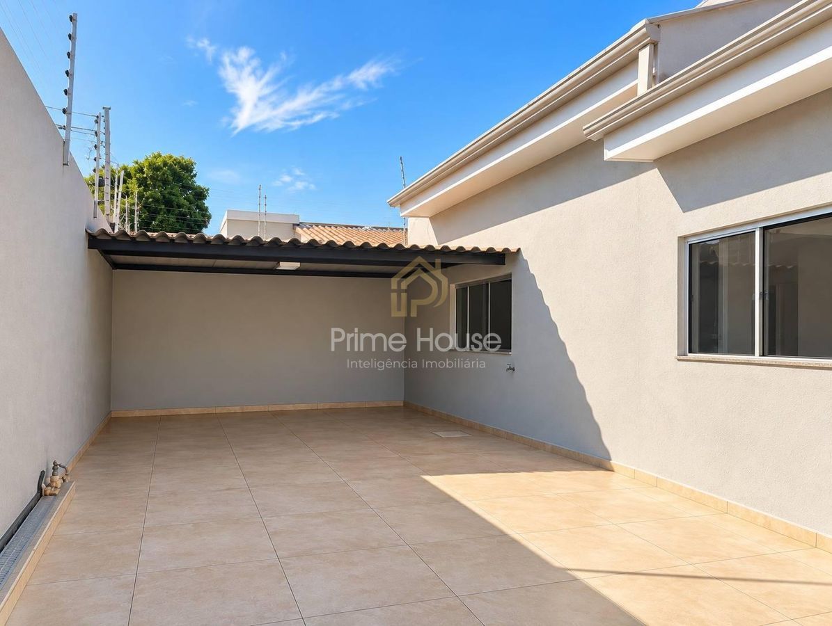 Vende-se Casa no Bairro Altos do Coxipó