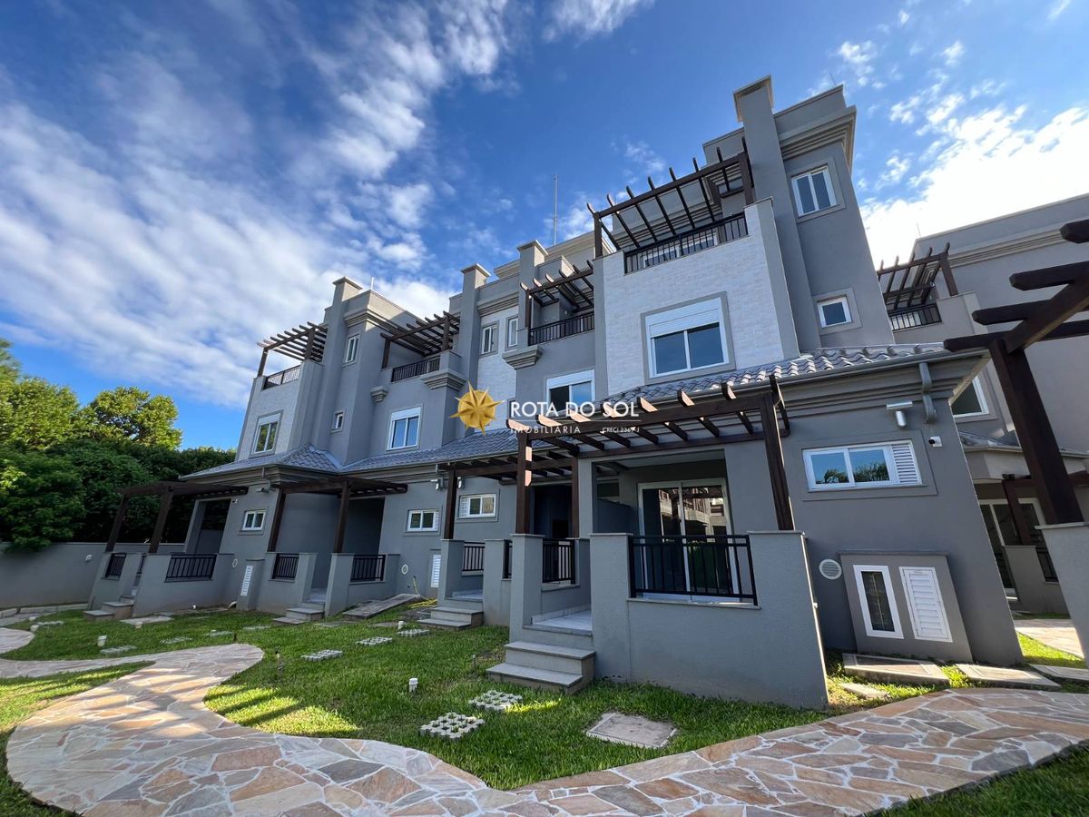 Vila das Galés Triplex 3 Suítes Beira Mar Praia Quatro Ilhas Bombinhas SC - 1