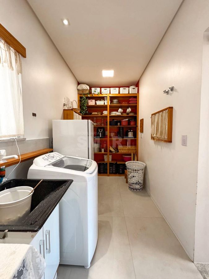 Ampla casa Mobiliada com 1 Suíte com Closet + 2 Quartos no São Luís