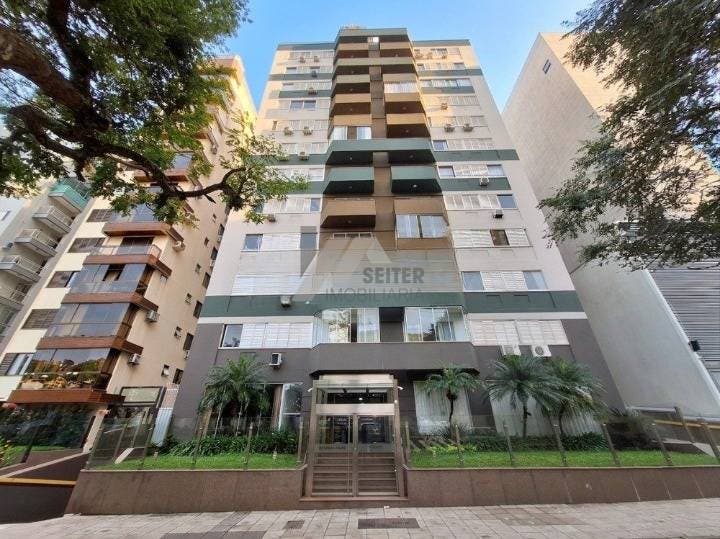 Apartamento 3 quartos para alugar na Av Mauro Ramos