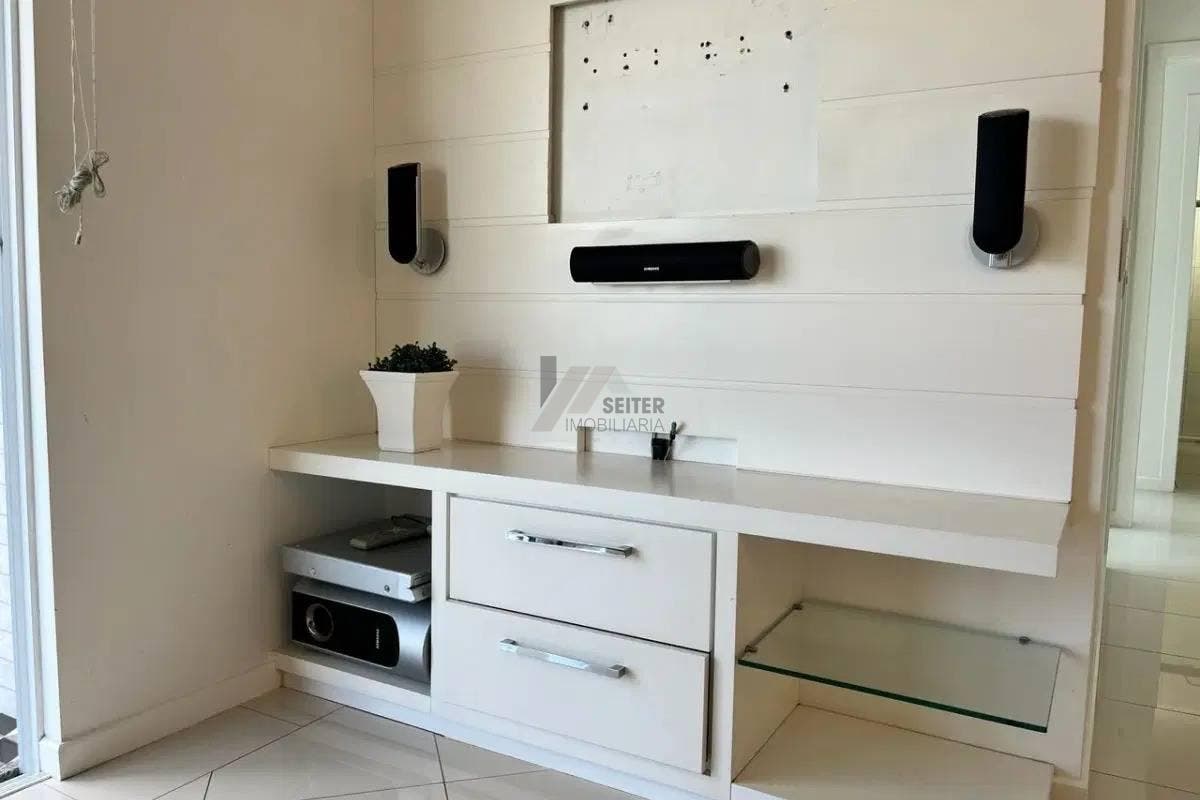 Apartamento com 2 quartos, João Paulo - Florianópolis