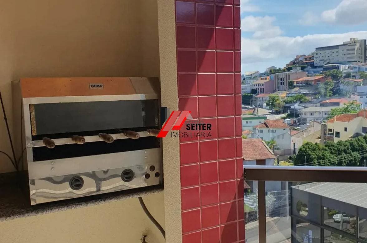 Residencial › Apartamento com 2 dormitórios a Venda no Centro de Florianópolis