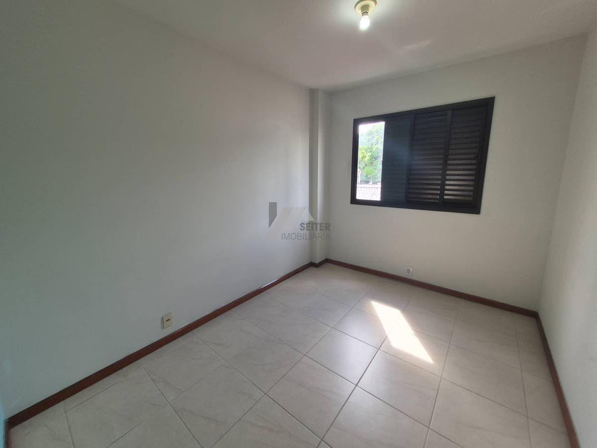Apartamento de 3 quartos para alugar centro