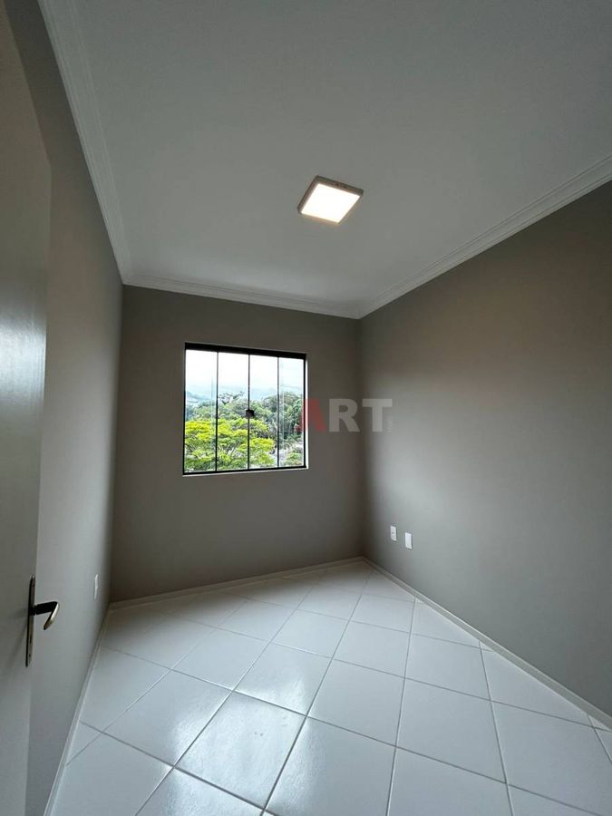 Apartamento 1 Suite e 2 Quartos no Bairro Nova Brasilia
