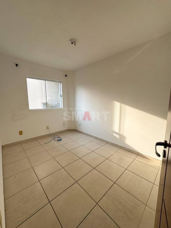 Apartamento com 1 Suíte +2 Quartos no Centro