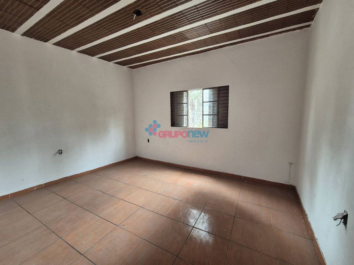 Casa , à Venda - Cachoeirinha - Belo Horizonte