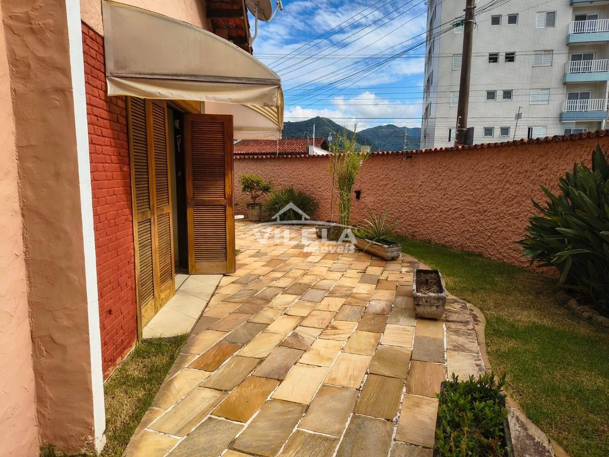 Casa de esquina-martin de sá-caraguatatuba-sp