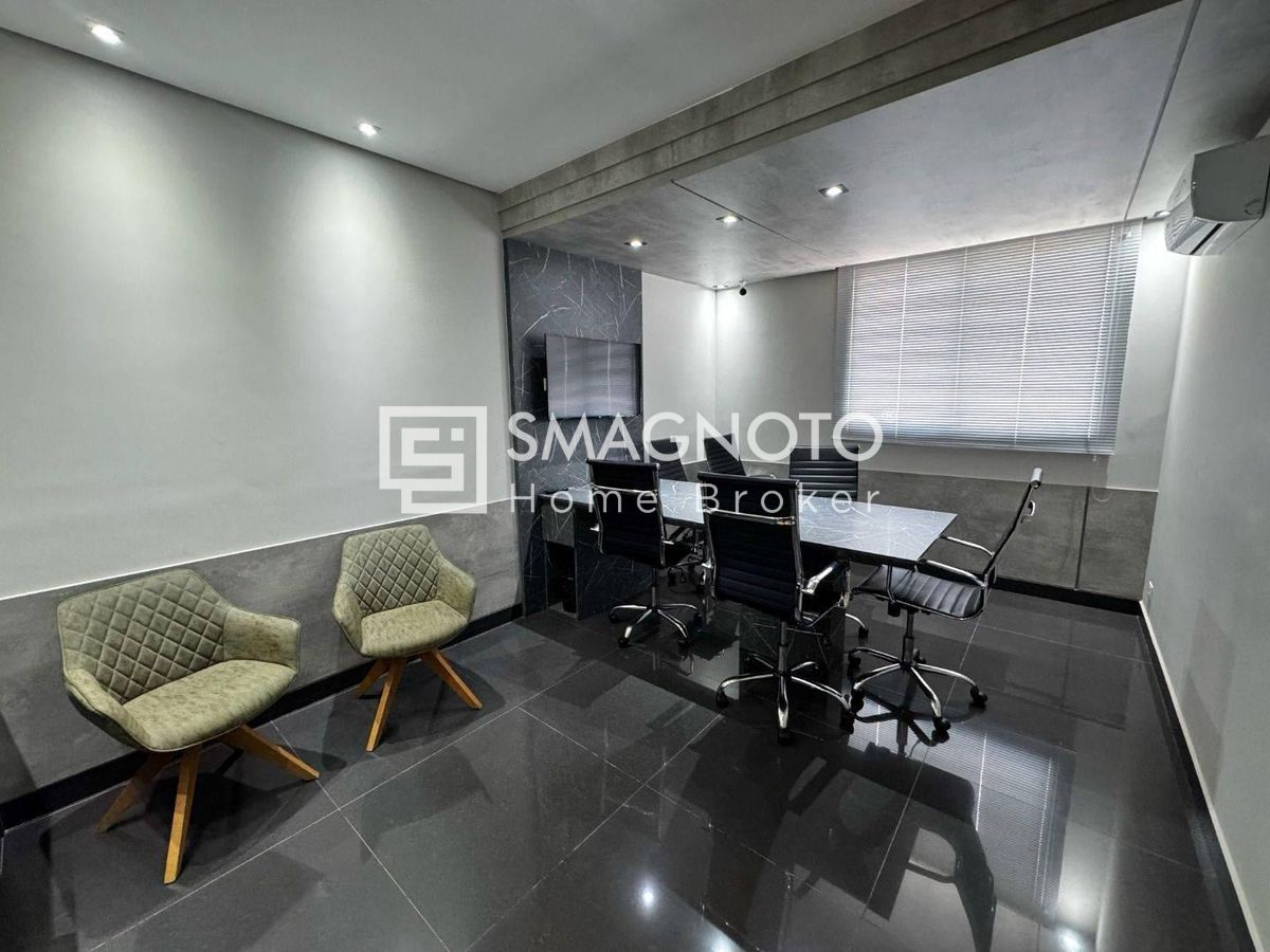 Apartamento com Varanda Gourmet e Vista Privilegiada no Bairro São Judas