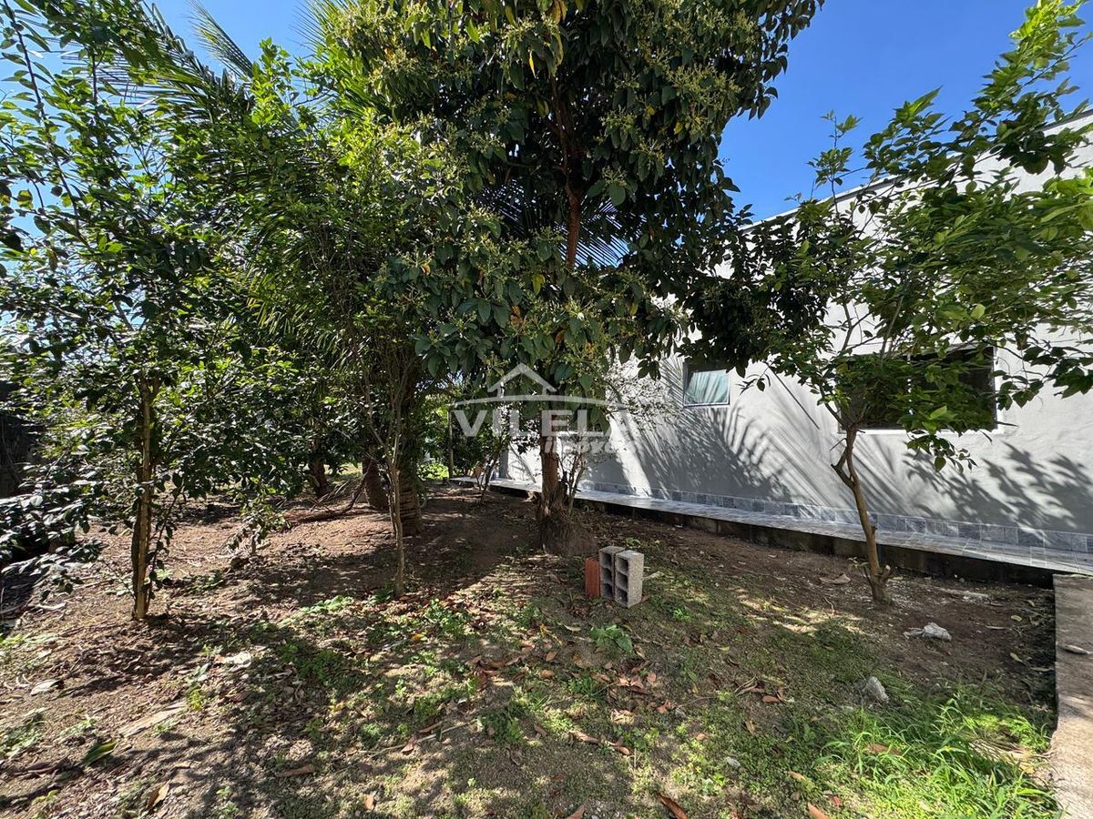Casa à poucos metros da praia bairro porto novo-caraguatatuba-sp