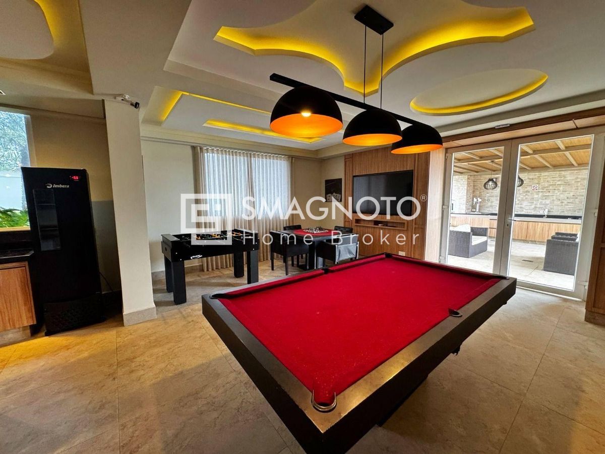 Apartamento com Varanda Gourmet e Vista Privilegiada no Bairro São Judas